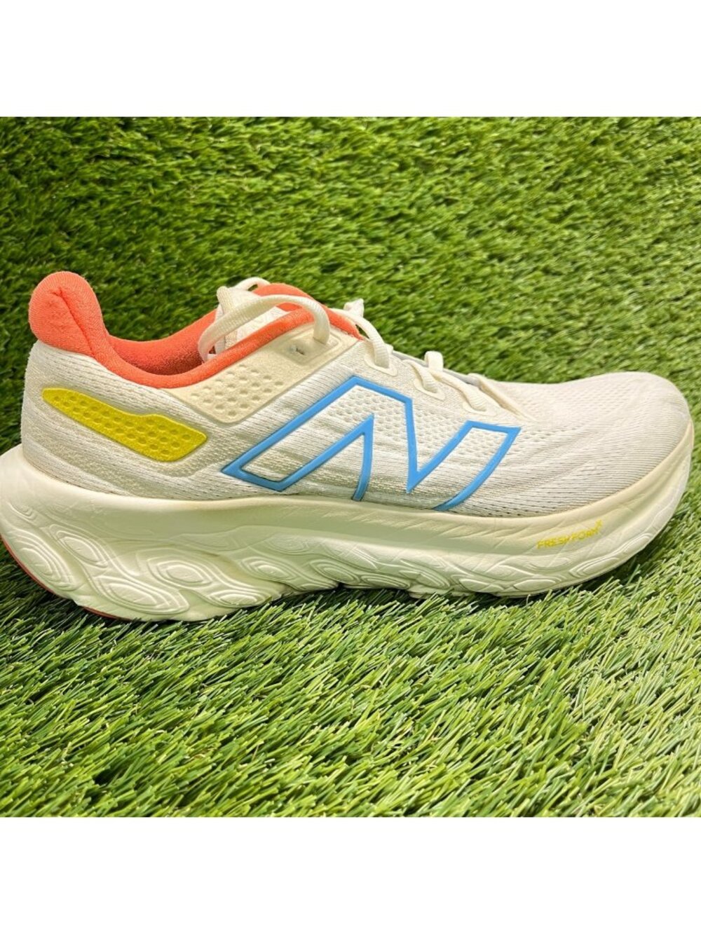 New Balance Fresh Foam X 1080v13 Womens Size 10D Cream Running Shoes Sneakers